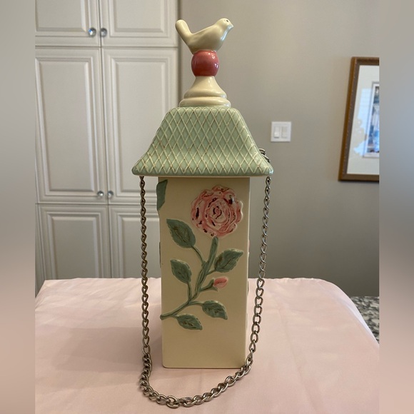 VINTAGE SHABBY CHIC BIRD FEEDER IN CREAM, PINK AND GREEN DISTRESSED COLOURS - Picture 5 of 11